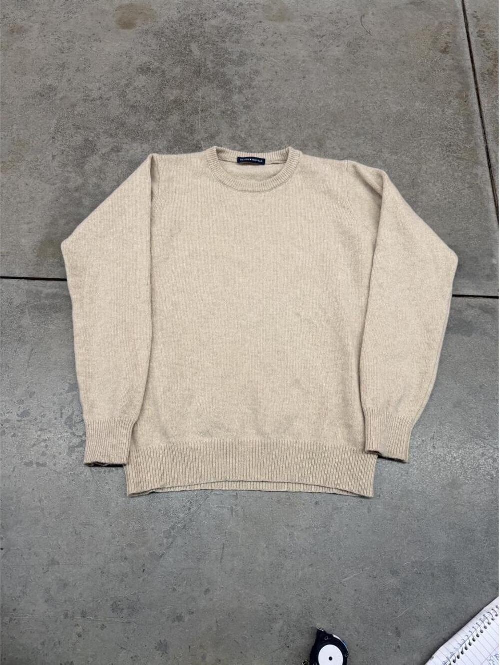 brandy melville beige lightweight knit sweater size medium WOMENS